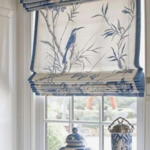 Blinds with decor